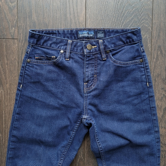 ❌️SOLD❌️Patagonia Organic Cotton Straight Leg Jeans - Picture 4 of 12